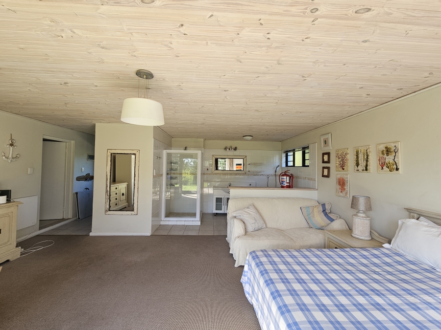 To Let 4 Bedroom Property for Rent in St Francis Bay Village Eastern Cape